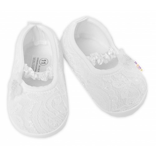 Dojčenské capáčky/topánočky krajkové s kvietkom, Baby Nellys, biele, veľ. 62/68,11,5cm