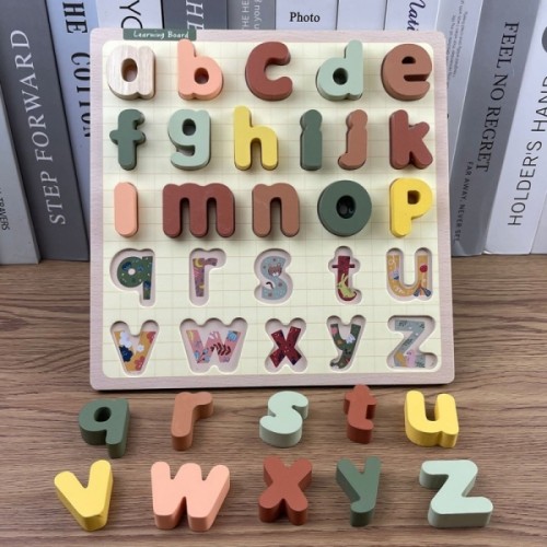 Drevené montessori puzzle abeceda
